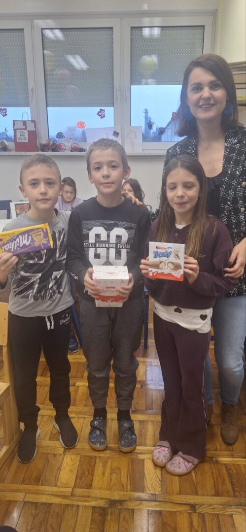 IMG-2c4d25379265ecb99fe57f7bf0c6a44f-V