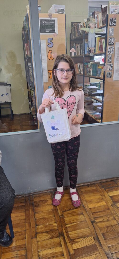 IMG-82983e4cee821aa208d7b8d84480dedb-V