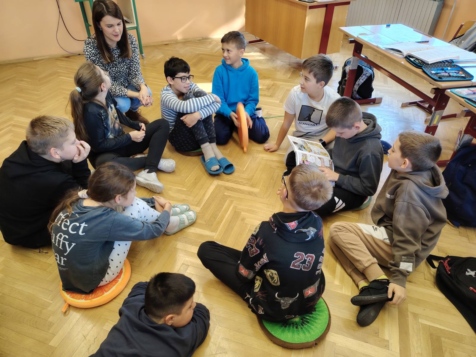 IMG-c5e209722142d28ee142a8b4a067efef-V